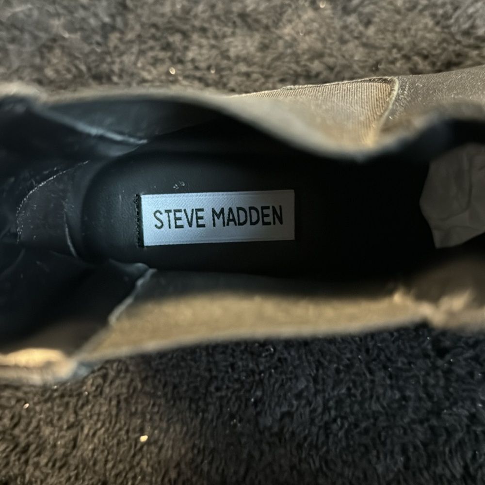 Steve Madden LYSETTE BLACK LEATHER Chelsea Ankle Boots Size 9.5 - Picture 10 of 10